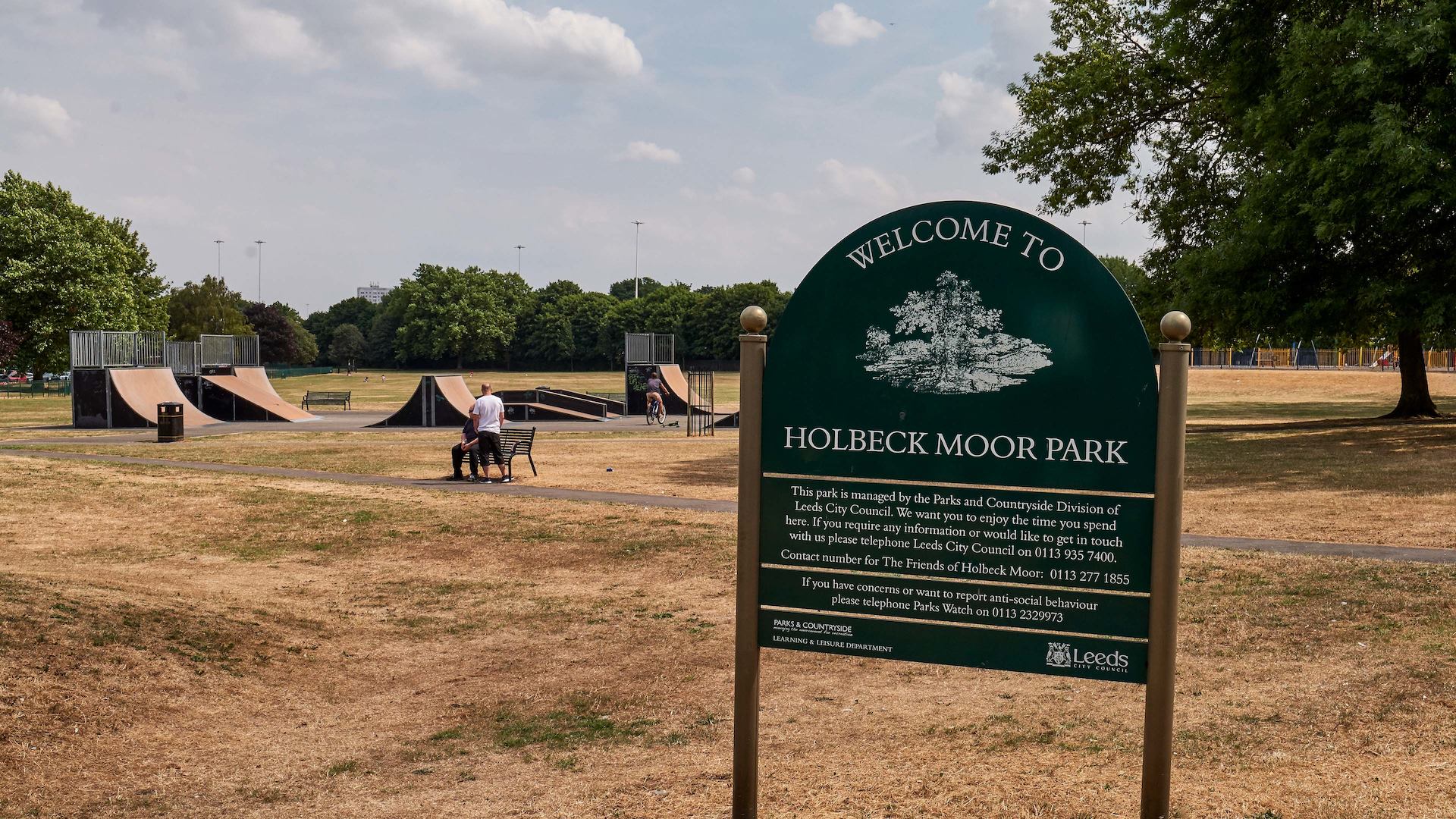 A sign in a park, saying Holbeck