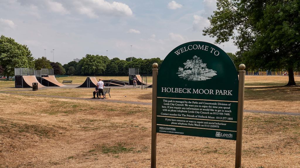 A sign in a park, saying Holbeck