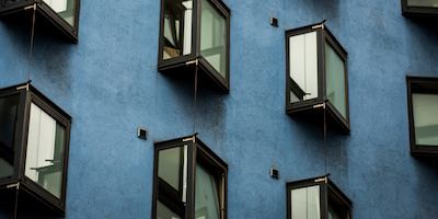 Flat in Leeds, modern build with blue paint