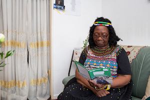 Older-woman-reading-a-book