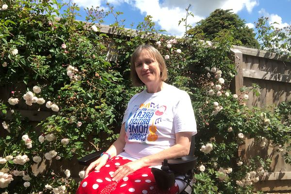 Alice-Kemp-smiling-outside